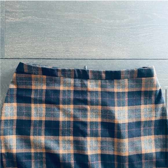 Plaid Checkered Short School Uniform Inspired Skirt - Picture 4 of 6